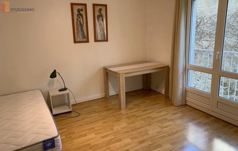 Studio à Reims