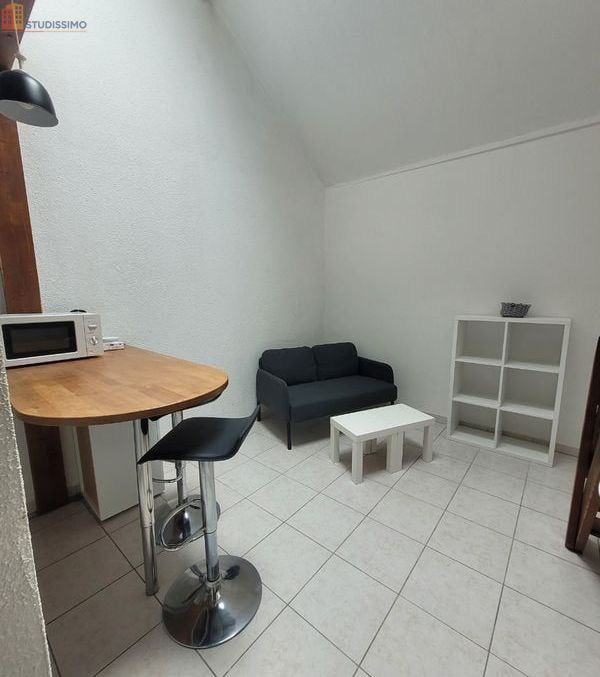 Studio à Reims