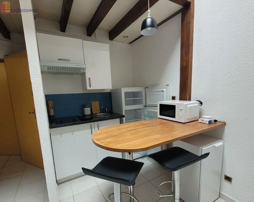 Studio 19m² Reims 51100 - Mezzanine, calme - Photo 2