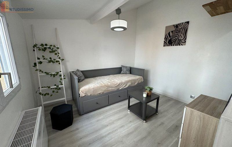 Studio à Reims