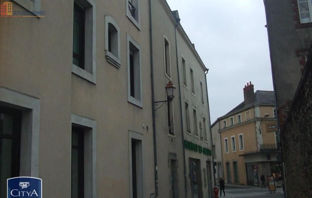 Studio à Laval