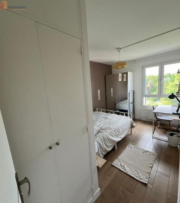 Studio 10m² Champs-sur-Marne - Meublé, 4e étage - Photo 2