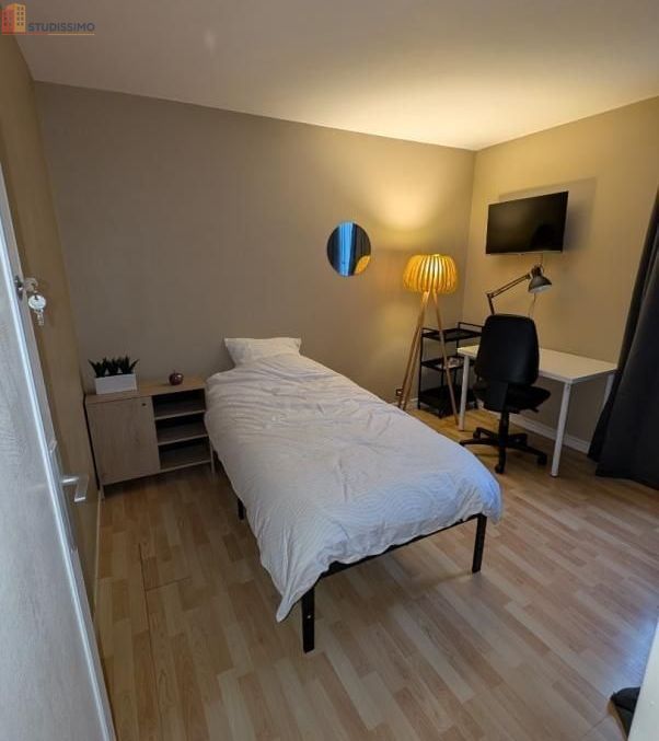 Studio meublé 11m² Roissy-en-Brie - Meublé, au 3e étage - Photo 9