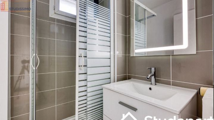 Studio meublé 36m² Melun - Lumineux, grand espace - Photo 2