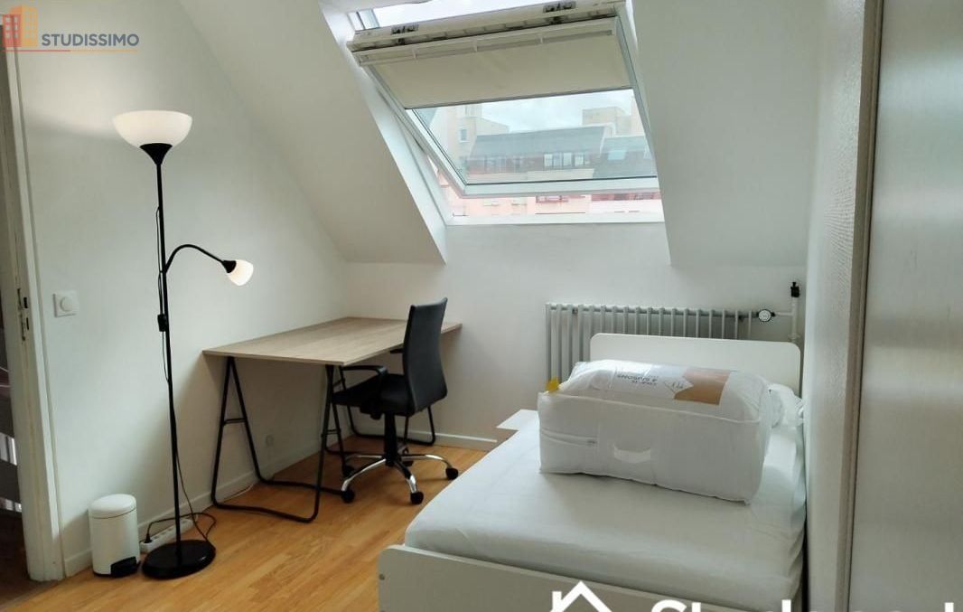 Studio 10m² Champs-sur-Marne - Meublé, au 5e étage - Photo 5