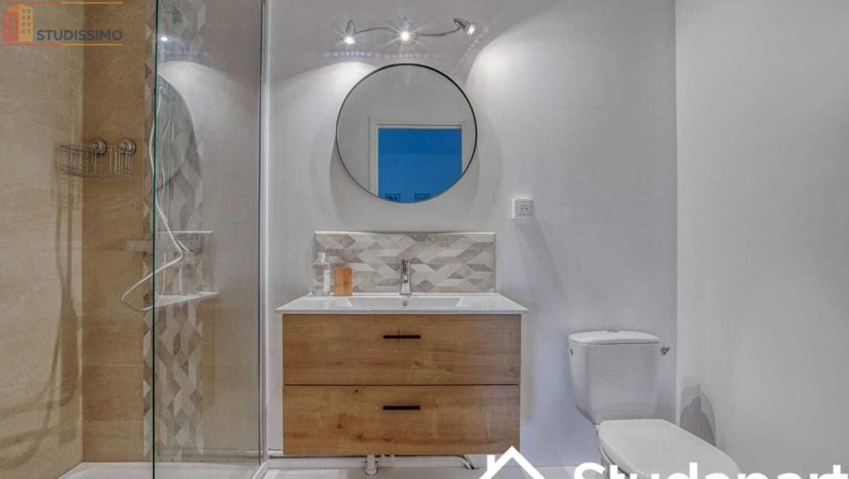 Studio meublé 10m² Champs-sur-Marne - Lumineux, au 5e - Photo 1
