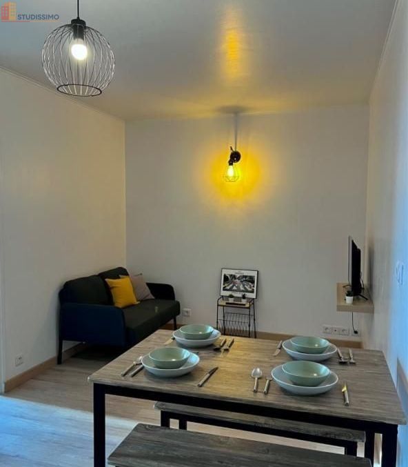 Studio meublé 9m² Champs-sur-Marne - Meublé, 1er étage - Photo 6