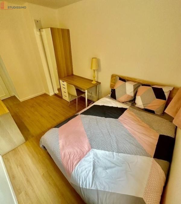 Studio meublé 9m² Champs-sur-Marne - Vue, 6e étage - Photo 4