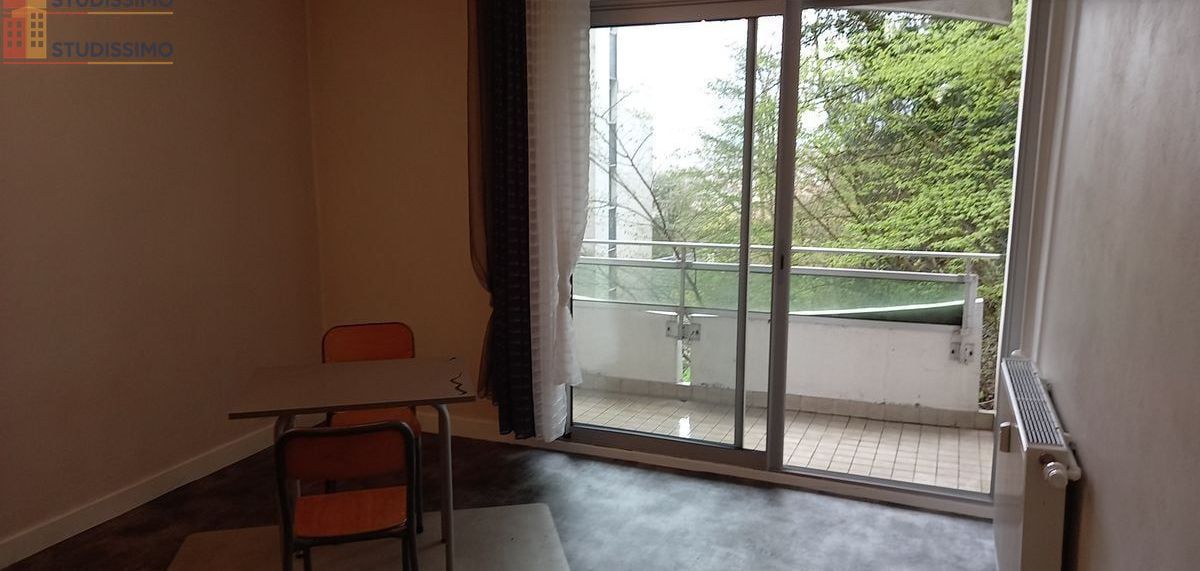 Studio 37m² Nancy centre - Proche faculté, grand séjour - Photo 2