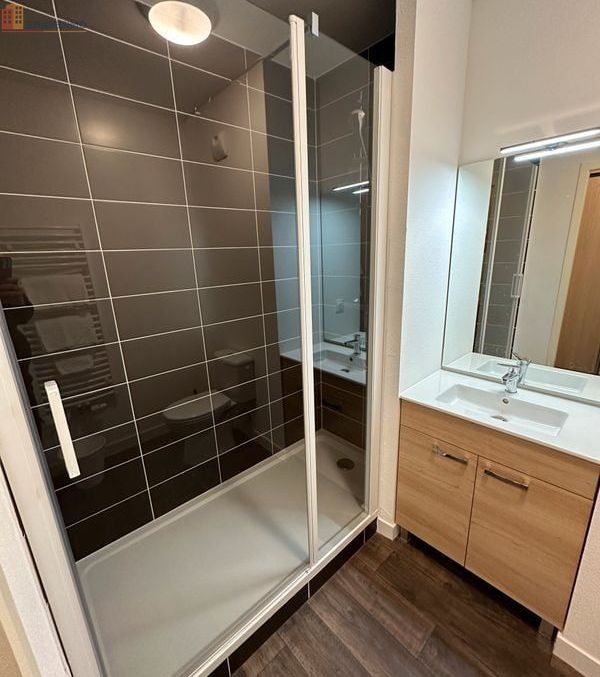 Studio meublé 27m² Serris - Neuf, proche commerces - Photo 4
