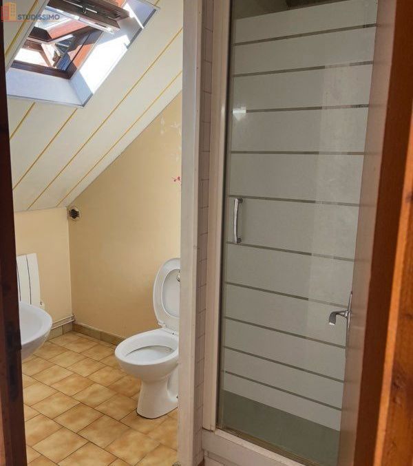 Studio 35m² Montereau-Fault-Yonne - Mezzanine - Photo 3