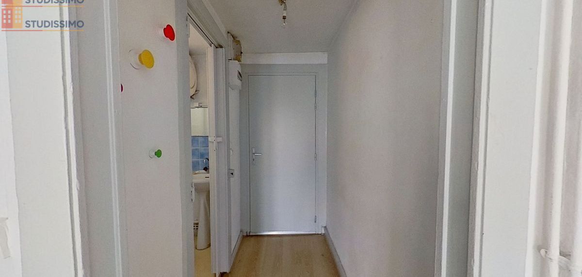 Studio 25m² Nancy centre - Étage élevé, lumineux - Photo 2
