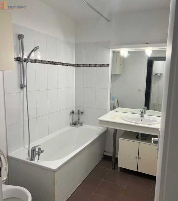 Studio 28m² Combs-la-Ville 77380 - Photo 1
