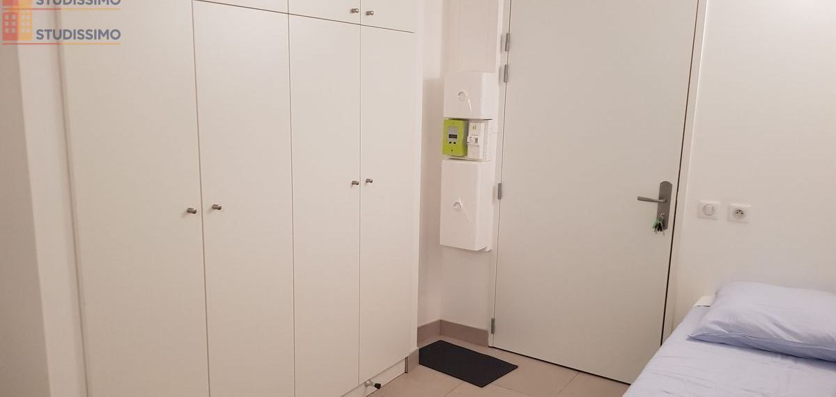 Studio meublé 15m² Guyancourt - Meublé, dernier étage - Photo 3