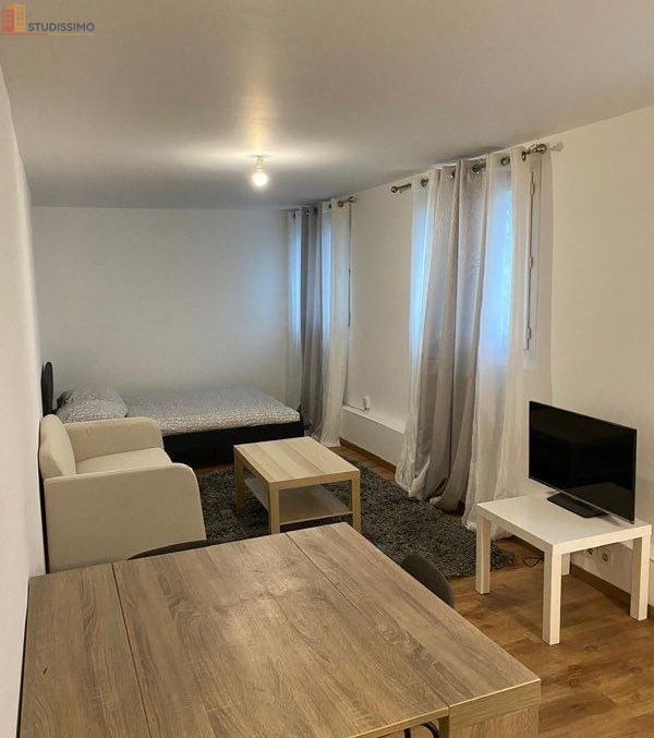 Studio meublé 36m² Fontenay-le-Fleury - Meublé, 1er étage - Photo 4