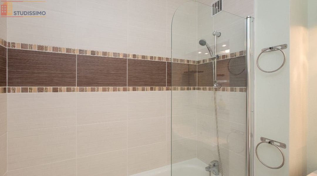 Studio 23m² Nancy 54000 - Meublé, parking - Photo 1