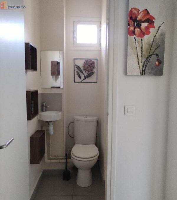 Studio meublé 10m² Versailles - Meublé, 1er étage - Photo 13