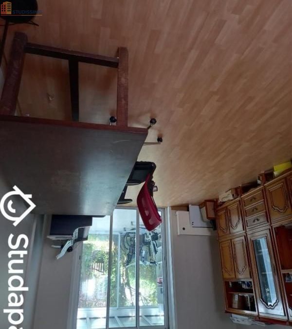 Studio meublé 11m² Montigny-le-Bretonneux - Meublé, DPE D - Photo 2