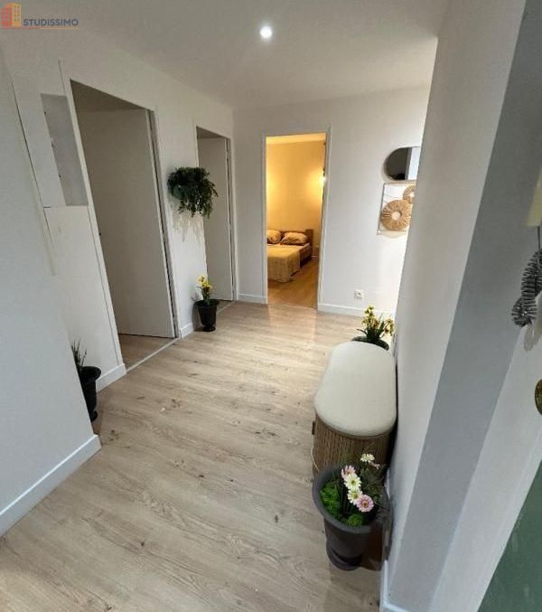 Studio meublé 10m² Les Mureaux - Calme, 5e étage - Photo 2