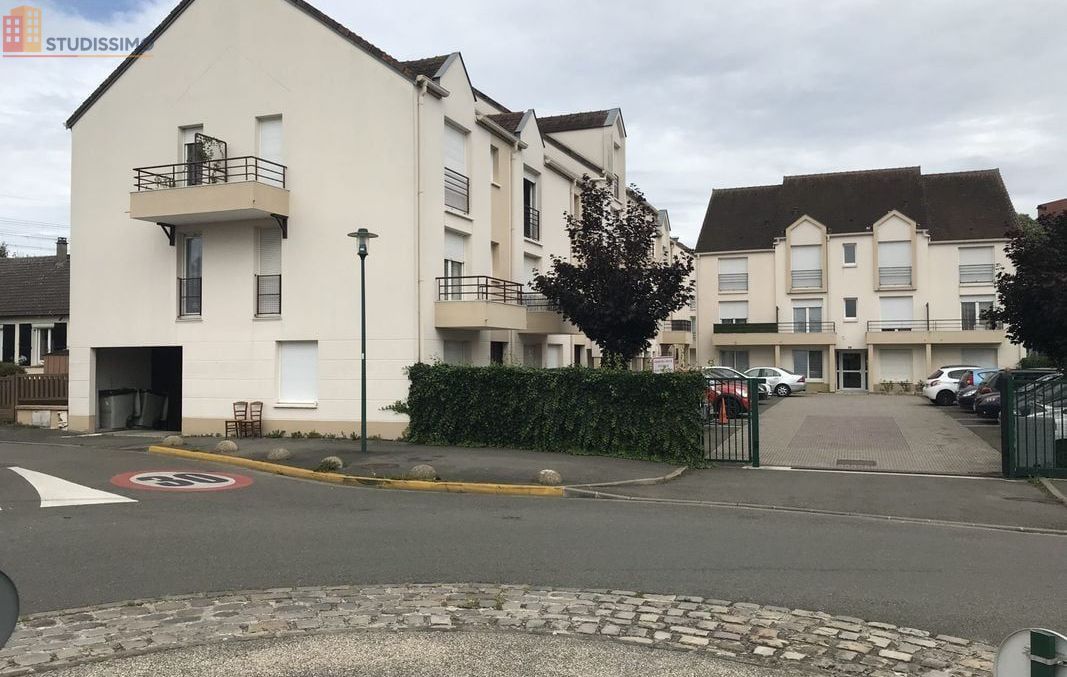 Studio meublé 23m² Plaisir - Lumineux, 1er étage - Photo 1