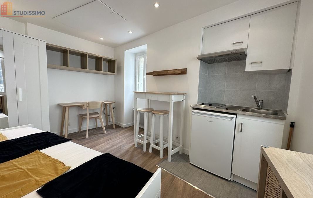 Studio meublé 16m² Saint-Germain-en-Laye - Meublé, 1er étage - Photo 17