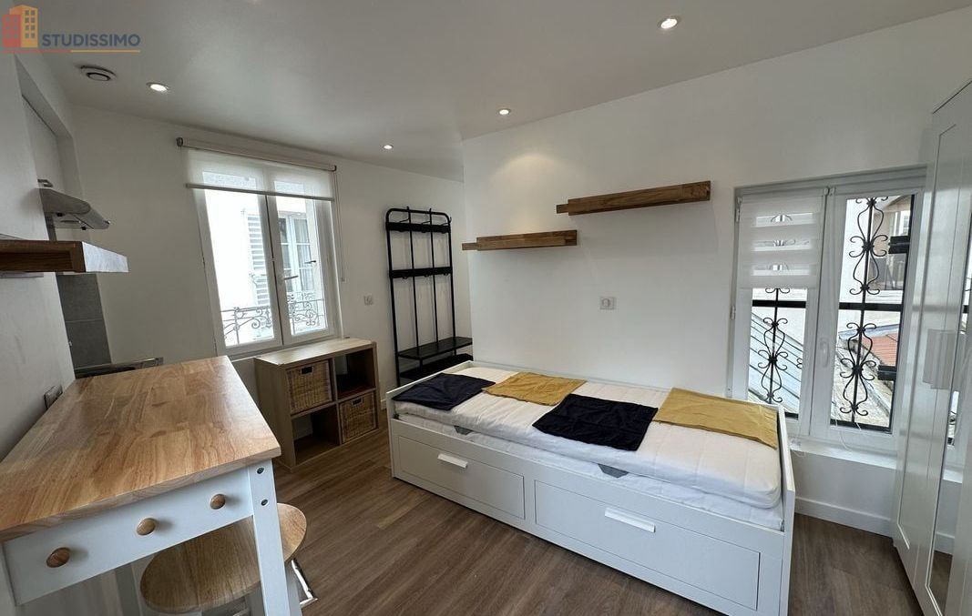 Studio meublé 16m² Saint-Germain-en-Laye - Meublé, 1er étage - Photo 9
