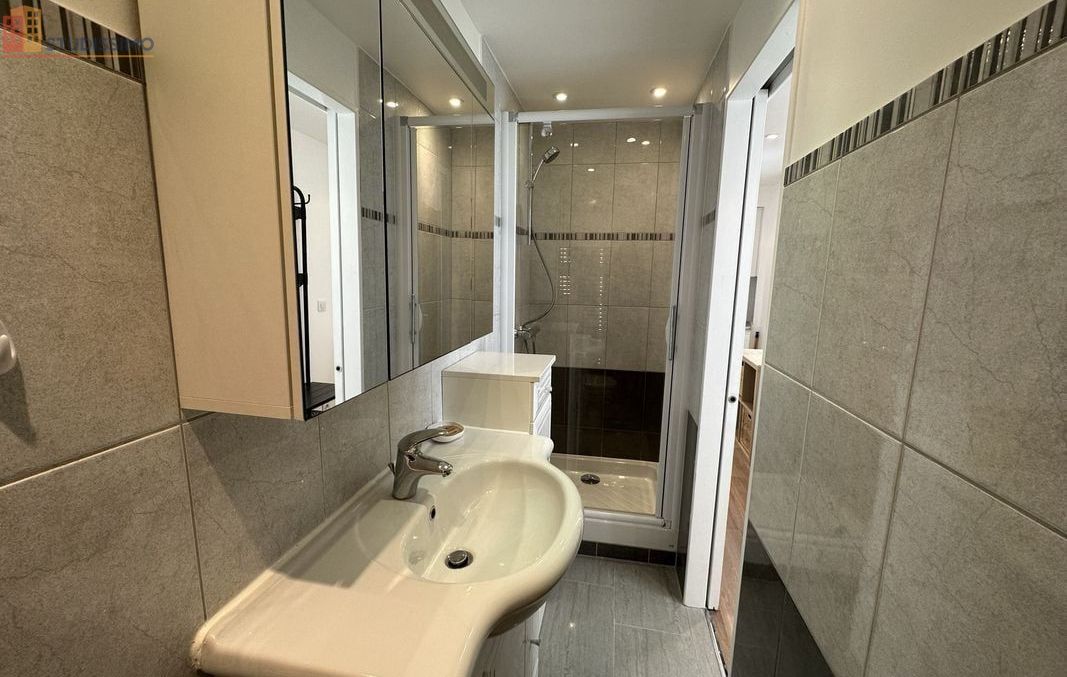 Studio meublé 16m² Saint-Germain-en-Laye - Meublé, 1er étage - Photo 6