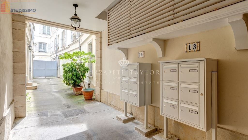 Studio meublé 16m² Saint-Germain-en-Laye - Meublé, 1er étage - Photo 1