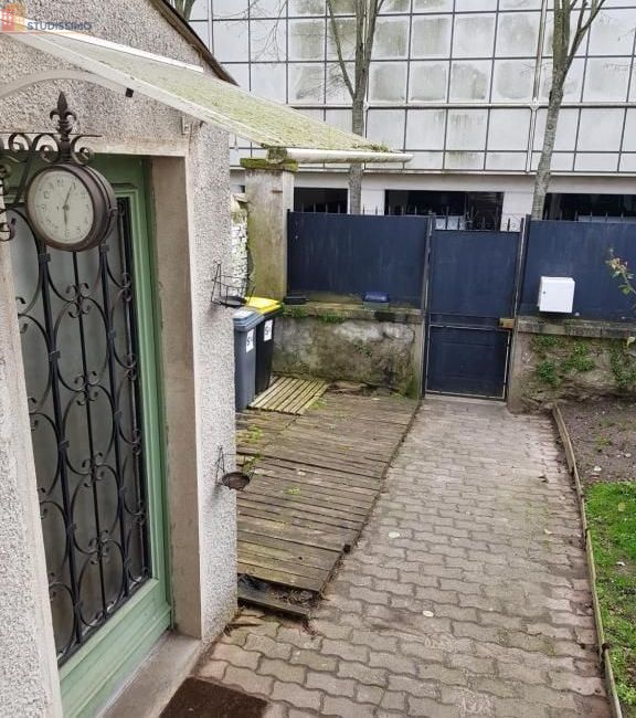 Studio à Mantes-la-Jolie
