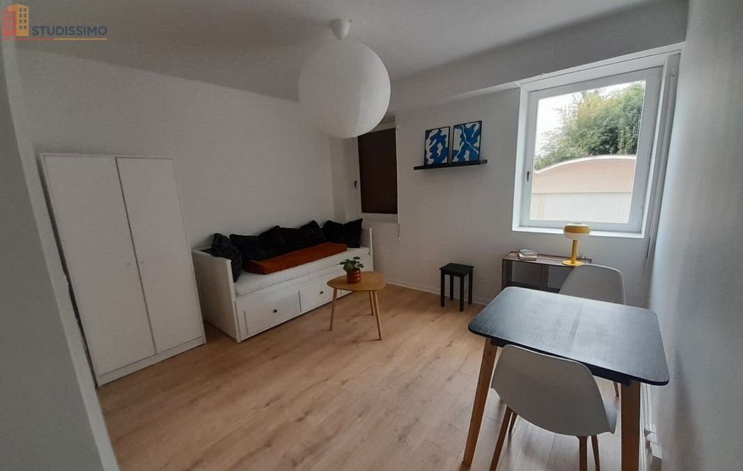 Studio à La Celle-Saint-Cloud