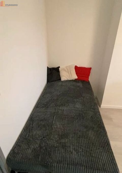 Studio meublé 17m² Triel-sur-Seine - Calme, proche gare - Photo 2