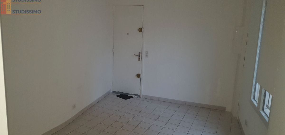 Studio 18m² Saint-Arnoult-en-Yvelines - 1er étage - Photo 3