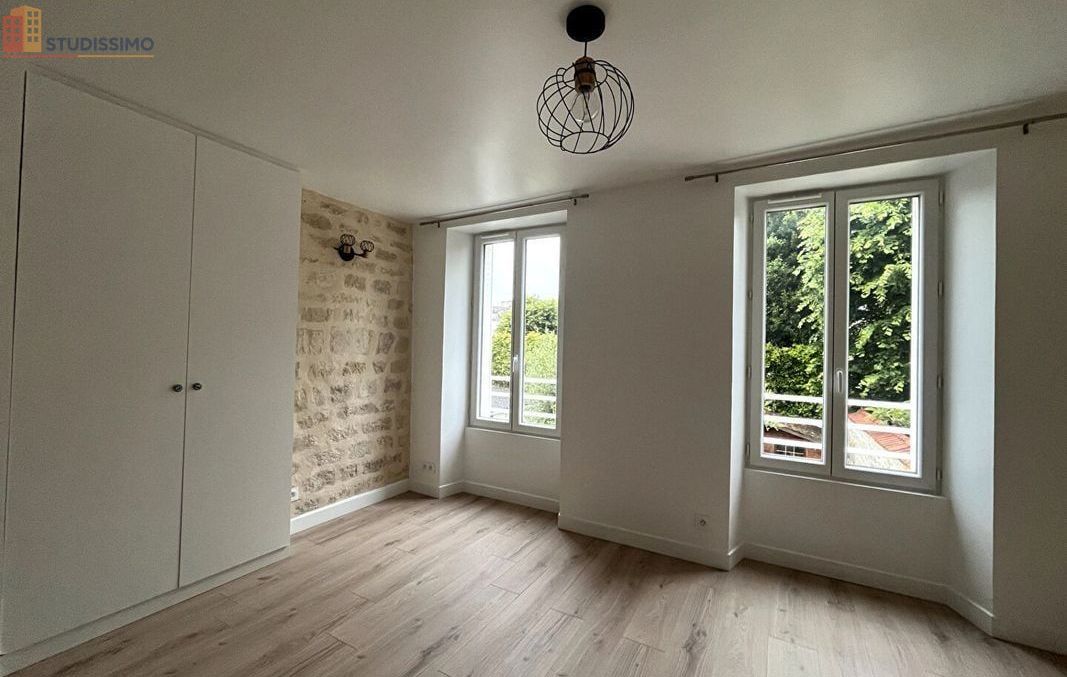 Studio 17m² Saint-Germain-en-Laye - 1er étage - Photo 1