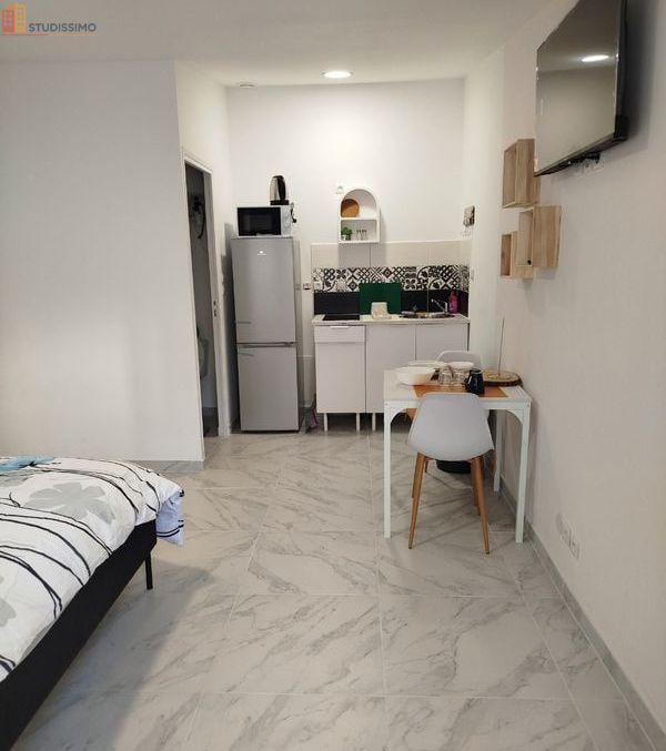 Studio meublé 24m² Mantes-la-Jolie - Proche gare - Photo 5
