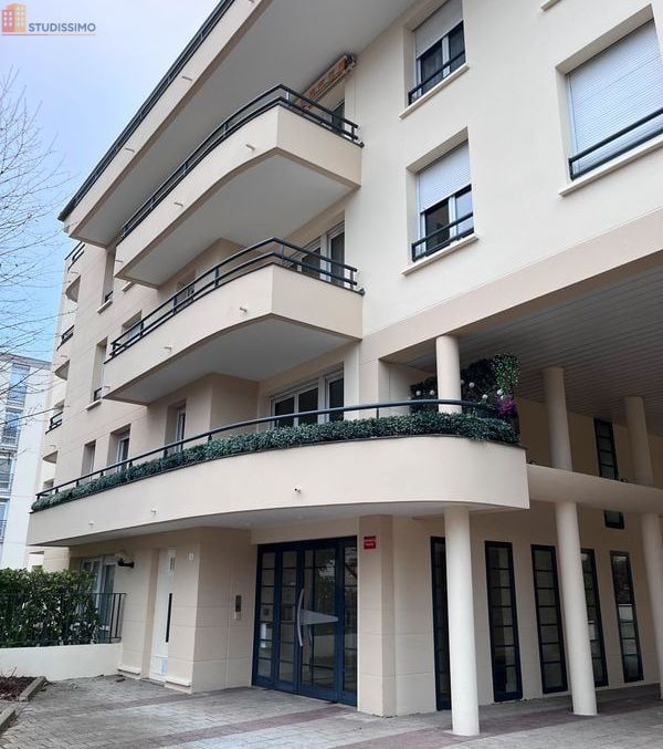 Studio meublé 25m² Fontenay-le-Fleury - Terrasse 6m², lumineux - Photo 2