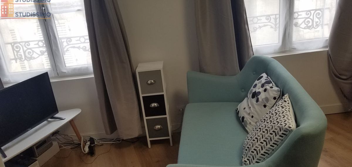 Studio meublé 24m² Niort - Proche des Halles - Photo 3