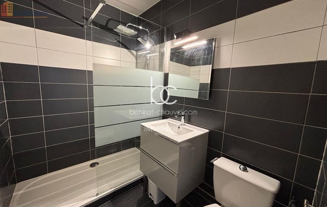 Studio 31m² Vannes - Dernier étage, lumineux - Photo 2