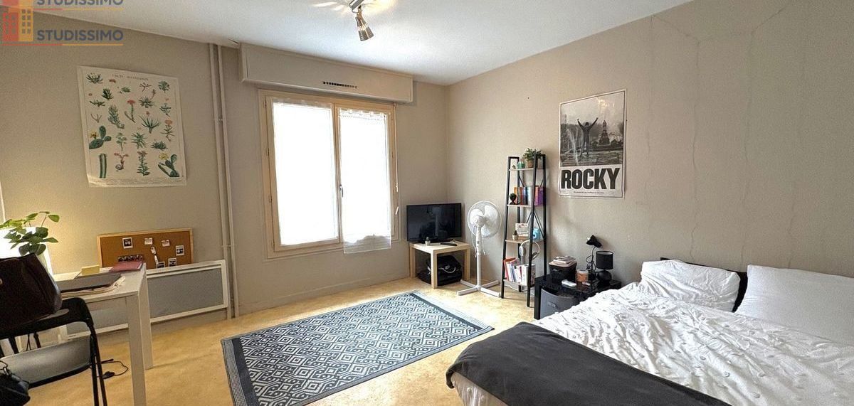 Studio meublé 27m² Niort - Meublé, DPE D - Photo 15