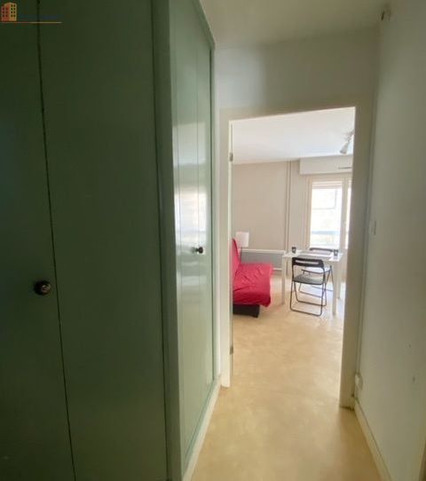Studio meublé 27m² Niort - Meublé, DPE D - Photo 0