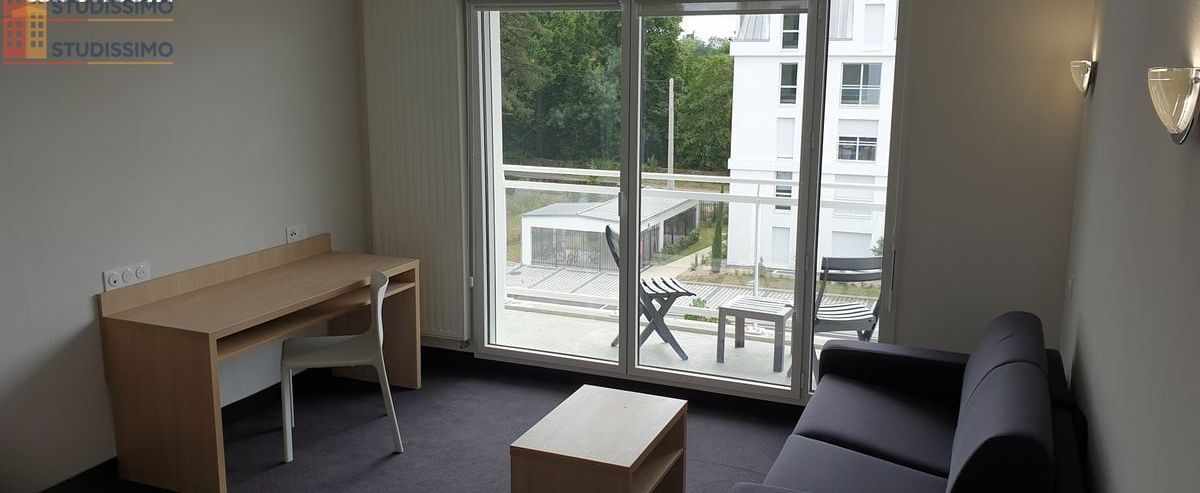 Studio meublé 27m² Niort 79000 - Meublé, DPE B - Photo 2