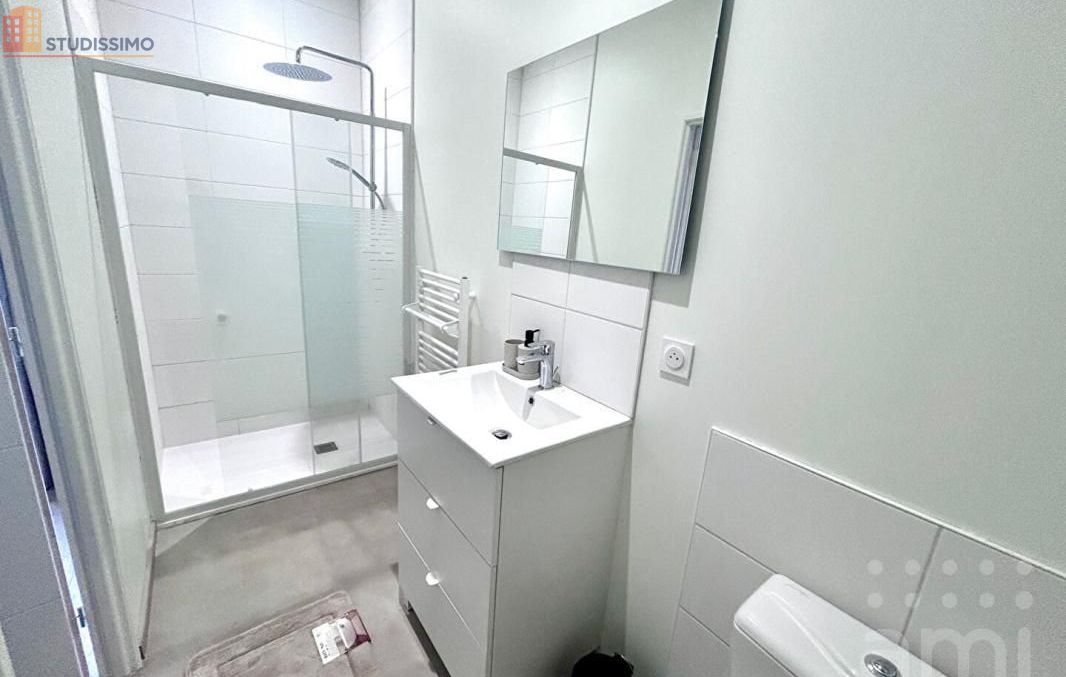 Studio meublé 25m² Niort - Meublé, DPE C - Photo 2