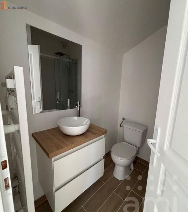 Studio 21m² Niort - Étage élevé, DPE C - Photo 3