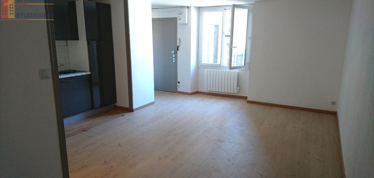 Studio 30m² Bressuire centre-ville - Photo 1
