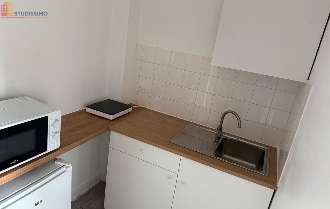 Studio meublé 28m² Niort centre - Proche gare, lumineux - Photo 1