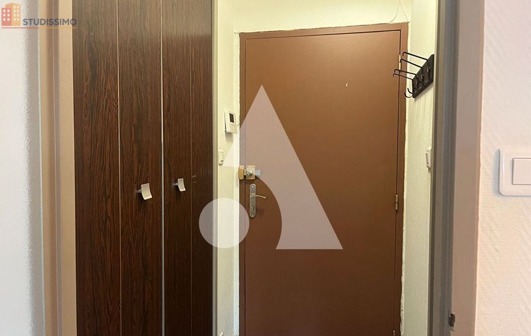 Studio 31m² Niort - Lumineux, 1er étage - Photo 11