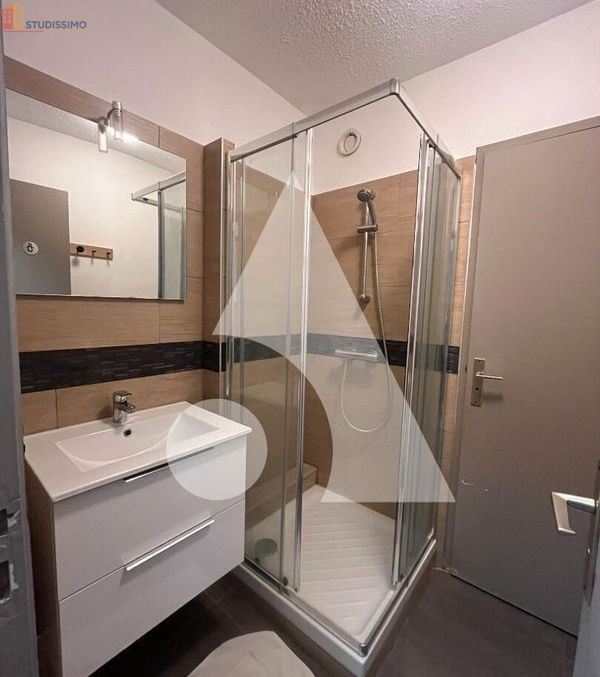 Studio 31m² Niort - Lumineux, 1er étage - Photo 6