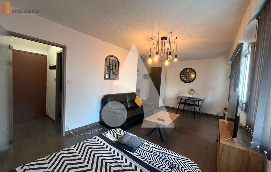 Studio 31m² Niort - Lumineux, 1er étage - Photo 1