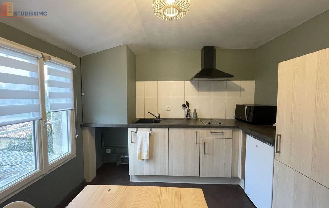 Studio meublé 23m² Niort - Meublé, 2e étage - Photo 4