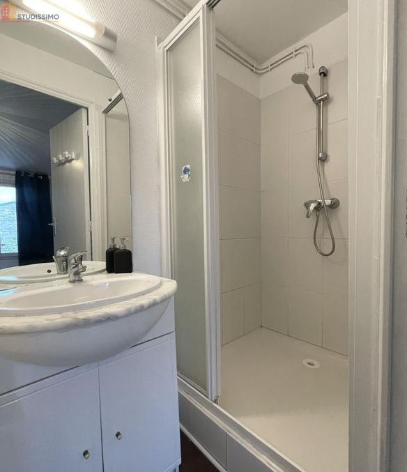 Studio meublé 23m² Niort - Meublé, 2e étage - Photo 1