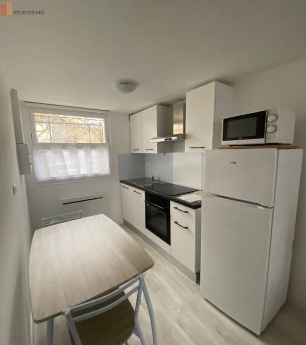 Studio meublé 31m² Niort - Lumineux, rénové - Photo 1